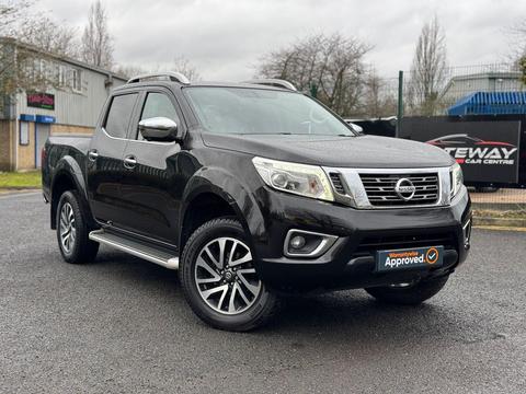 Nissan Navara Pickup 2.3 dCi Tekna Auto 4WD Euro 6 4dr