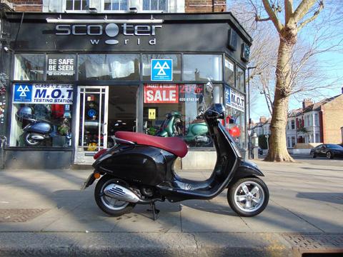 Piaggio Vespa Primavera 50 Moped 50 2T