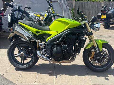 Triumph Speed Triple 1050 Naked 1050
