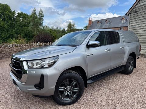 Toyota Hilux Pickup 2.4 D-4D Icon Auto 4WD Euro 6 (s/s) 4dr