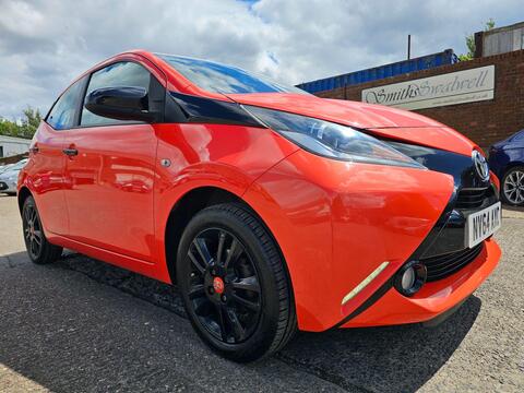 Toyota AYGO Hatchback 1.0 VVT-i x-cite Euro 5 5dr Euro 5