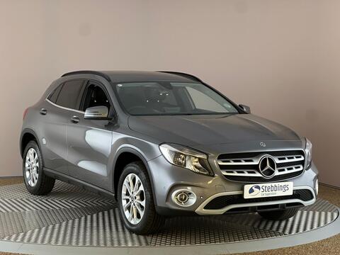 Mercedes-BenzGLA