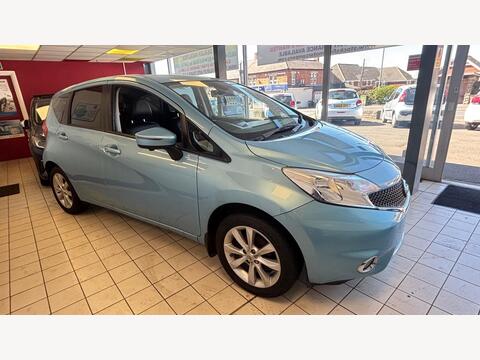 Nissan Note Hatchback 1.2 DIG-S Tekna Euro 5 (s/s) 5dr