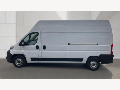 Peugeot Boxer Panel Van 2.2 BlueHDi 335 Professional L3 H3 Euro 6 (s/s) 5dr