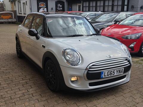 MINI Hatch Hatchback 1.5 Cooper D Auto Euro 6 (s/s) 5dr