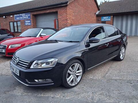 Volkswagen Passat Saloon 2.0 TDI BlueMotion Tech Executive Style DSG Euro 5 (s/s) 4dr