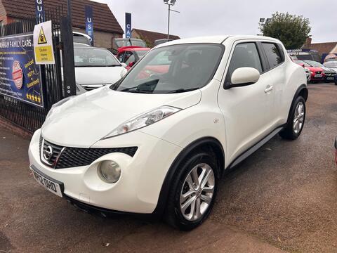Nissan Juke SUV 1.6 Acenta Premium Euro 5 (s/s) 5dr