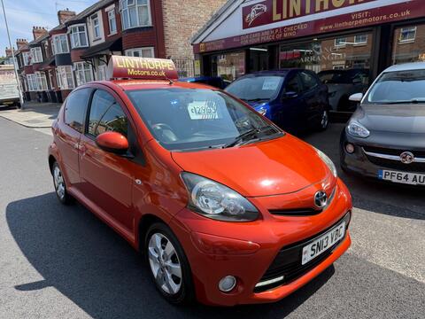 Toyota AYGO Hatchback 1.0 VVT-i Fire Euro 5 5dr