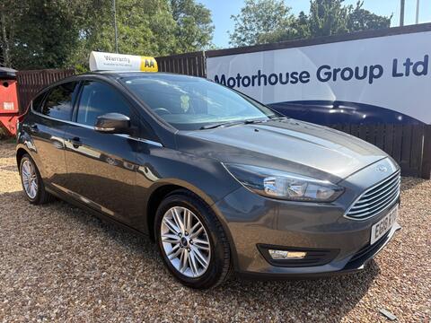 Ford Focus Hatchback 1.0T EcoBoost Zetec Edition Euro 6 (s/s) 5dr