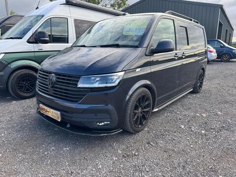 Volkswagen Transporter Combi Van 2.0 TDI T30 Highline Kombi DSG FWD SWB Euro 6 (s/s) 5dr
