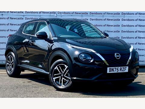 Nissan Juke SUV 1.6 N-Connecta Auto Euro 6 5dr