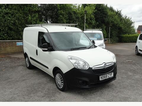 Vauxhall Combo Panel Van 1.3 CDTi 2000 ecoFLEX 16v FWD L1 H1 3dr