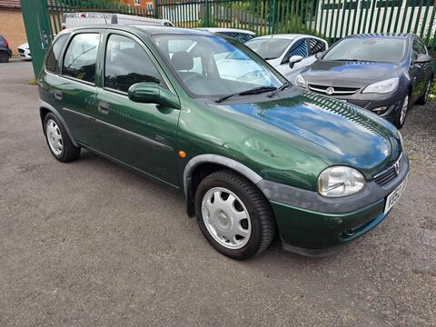 Vauxhall Corsa Hatchback 1.2i CDX 5dr