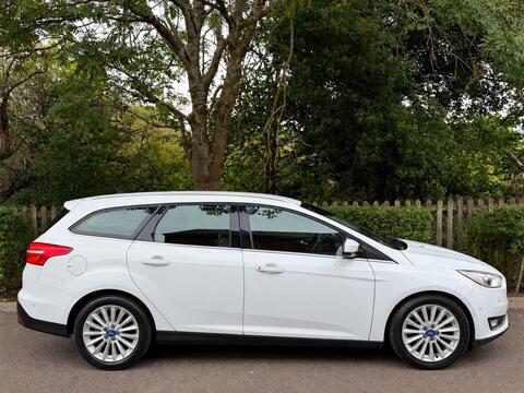 Ford Focus Estate 1.0T EcoBoost Titanium X Euro 6 (s/s) 5dr