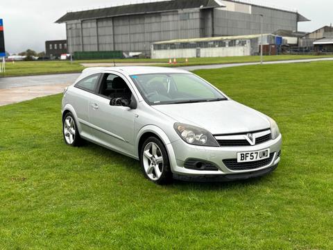 Vauxhall Astra Hatchback 1.8i 16v SRi Sport Hatch 3dr