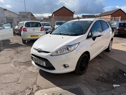 Ford Fiesta Hatchback 1.6 TDCi DPF Titanium 5dr