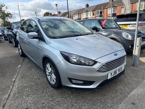 Ford Focus Hatchback 1.0T EcoBoost Zetec Euro 6 (s/s) 5dr