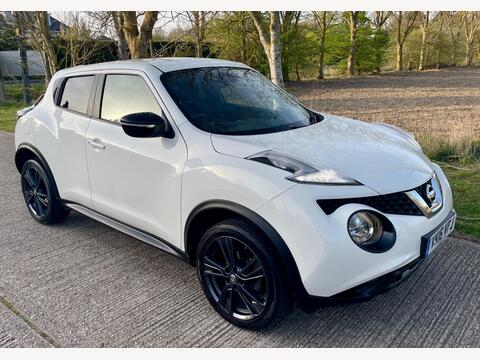 Nissan Juke SUV 1.2 DIG-T N-Connecta Euro 6 (s/s) 5dr