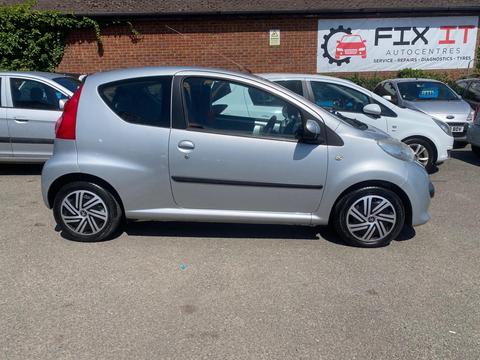 Peugeot 107 Hatchback 1.0 12V Urban Move Euro 4 3dr