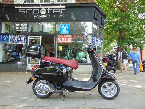 Piaggio Vespa Primavera 50 Moped 50 2T