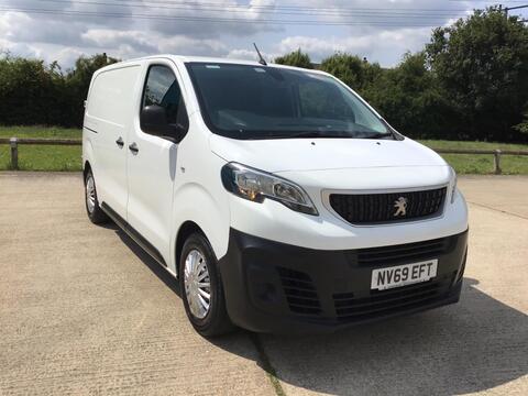 Peugeot Expert Panel Van 1.5 BlueHDi 1000 Professional Standard Panel Van MWB Euro 6 (s/s) 6dr