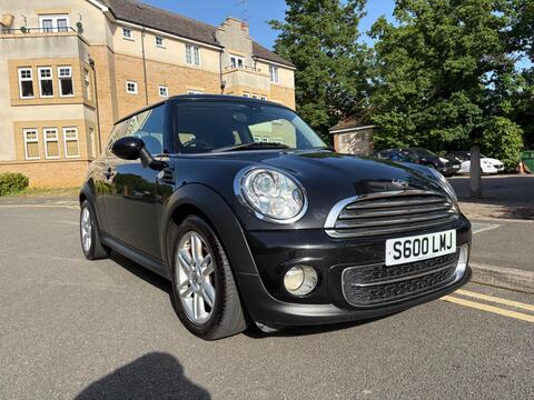 MINI Hatch Hatchback 1.6 Cooper D Euro 5 (s/s) 3dr