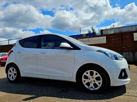 Hyundai i10 Hatchback 1.0 SE Euro 5 5dr