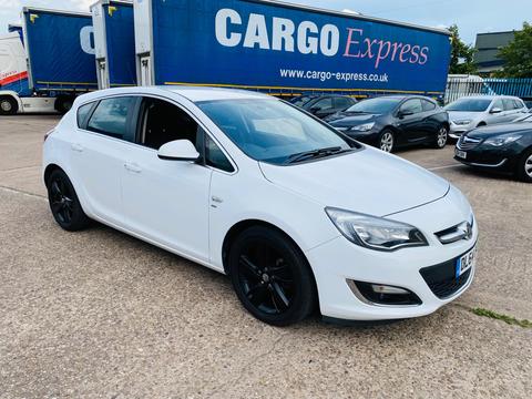 Vauxhall Astra Hatchback 2.0 CDTi ecoFLEX SRi Euro 5 (s/s) 5dr