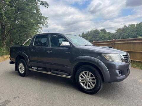 Toyota Hilux Pickup 3.0 D-4D Invincible Auto 4WD Euro 5 4dr