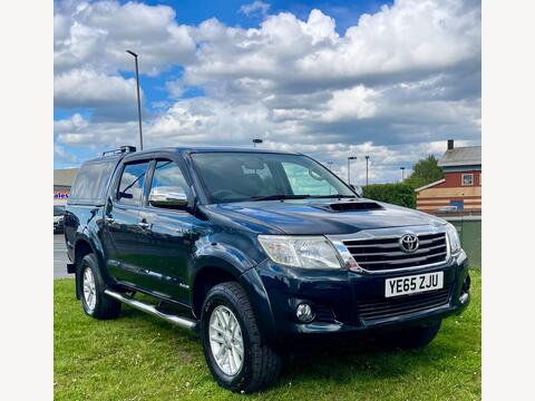 Toyota Hilux Pickup 3.0 D-4D Invincible Auto 4WD Euro 5 4dr