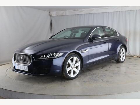 Jaguar XE Saloon 2.0i Portfolio Auto Euro 6 (s/s) 4dr