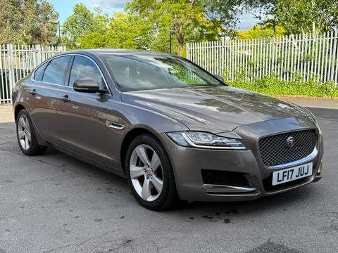 Jaguar XF Saloon 2.0d Portfolio Auto AWD Euro 6 (s/s) 4dr