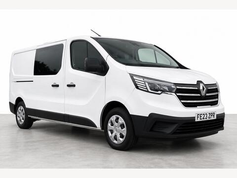 Renault Trafic Combi Van 2.0 dCi Blue LL30 Business+ Crew Van L2 H1 Euro 6 (s/s) 6dr