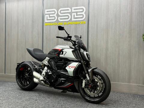 Ducati Diavel 1260 Custom Cruiser 1262 Euro 4