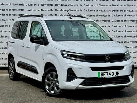 Vauxhall Combo Life Electric MPV 52kWh Ultimate Auto 5dr (7.4kW Charger)