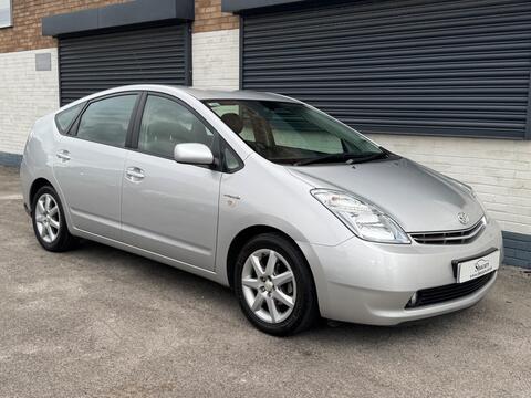 Toyota Prius Hatchback 1.5 T Spirit CVT 5dr