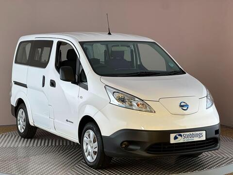 Nissane-NV200