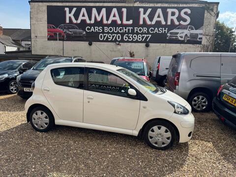Toyota AYGO Hatchback 1.0 VVT-i + MultiMode Euro 5 5dr