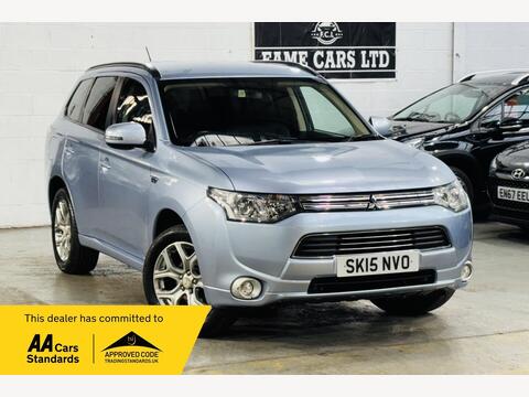 Mitsubishi Outlander SUV 2.0h 12kWh GX3h CVT 4WD Euro 5 (s/s) 5dr