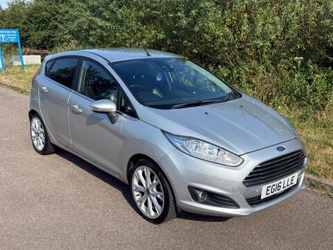 Ford Fiesta Hatchback 1.0T EcoBoost Titanium X Euro 6 (s/s) 5dr