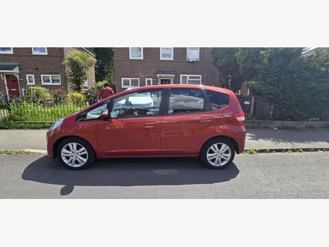 2015 Honda Jazz, photograph 3