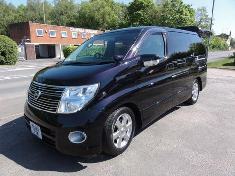 Nissan Elgrand MPV HIGHWAY STAR FRESH IMPORT