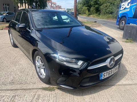 Mercedes-Benz A Class Hatchback 1.3 A180 SE (Executive) Euro 6 (s/s) 5dr