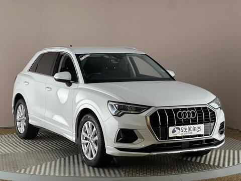 AudiQ3