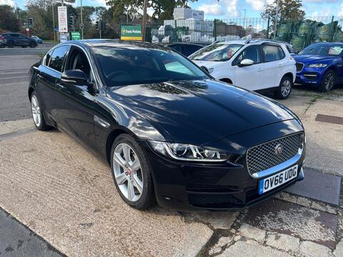 Jaguar XE Saloon 2.0d Portfolio Auto Euro 6 (s/s) 4dr