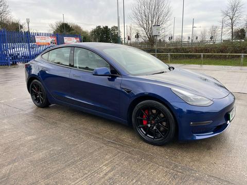 Tesla Model 3 Saloon (Dual Motor) Long Range Auto 4WDE 4dr