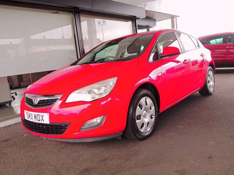 Vauxhall Astra Hatchback 1.4 16v Exclusiv Euro 5 5dr