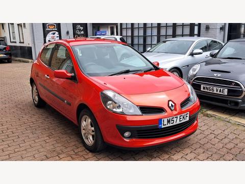 Renault Clio Hatchback 1.6 VVT Dynamique 3dr