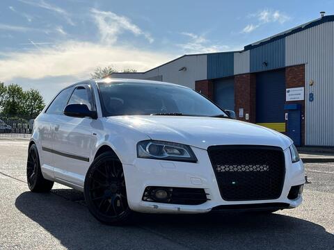 Audi A3 Hatchback 2.0 TDI Black Edition quattro Euro 5 (s/s) 3dr
