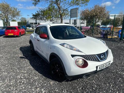 Nissan Juke SUV 1.6 Acenta Premium CVT Euro 5 5dr